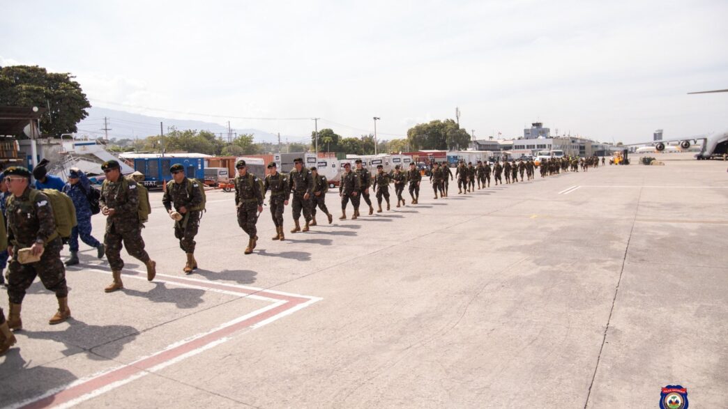 soldats en haiti