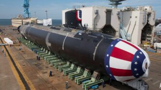 Vue aérienne d’un sous-marin nucléaire stratégique.