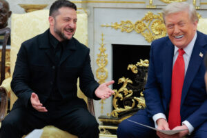 Volodymyr Zelensky et Donald Trump Crédit : Anna Moneymaker / GETTY IMAGES NORTH AMERICA / Getty Images via AFP