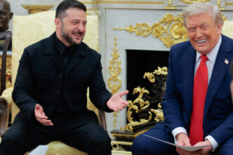Volodymyr Zelensky et Donald Trump Crédit : Anna Moneymaker / GETTY IMAGES NORTH AMERICA / Getty Images via AFP