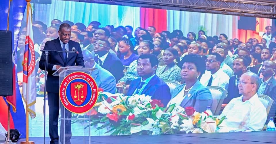 Le Ministre de l’Economie et des Finances, Monsieur Alfred Fils Métellus