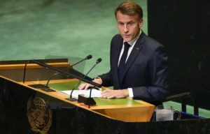Photo: Yuki Iwamura Associated Press Le président français, Emmanuel Macron, s’est exprimé à l’ONU le lundi 22 septembre 2025.
