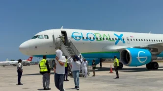 Des Haïtiens arrivant au Cap-Haïtien à bord d'un vol d'expulsion le jeudi 20 août 2026. Crédit photo : Office national des migrations.